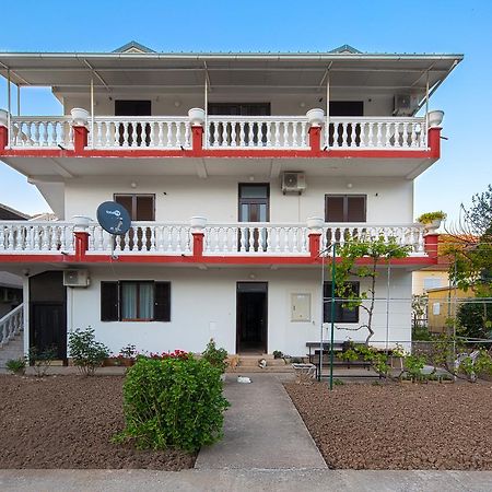 Beluga Apartment Budva Bagian luar foto