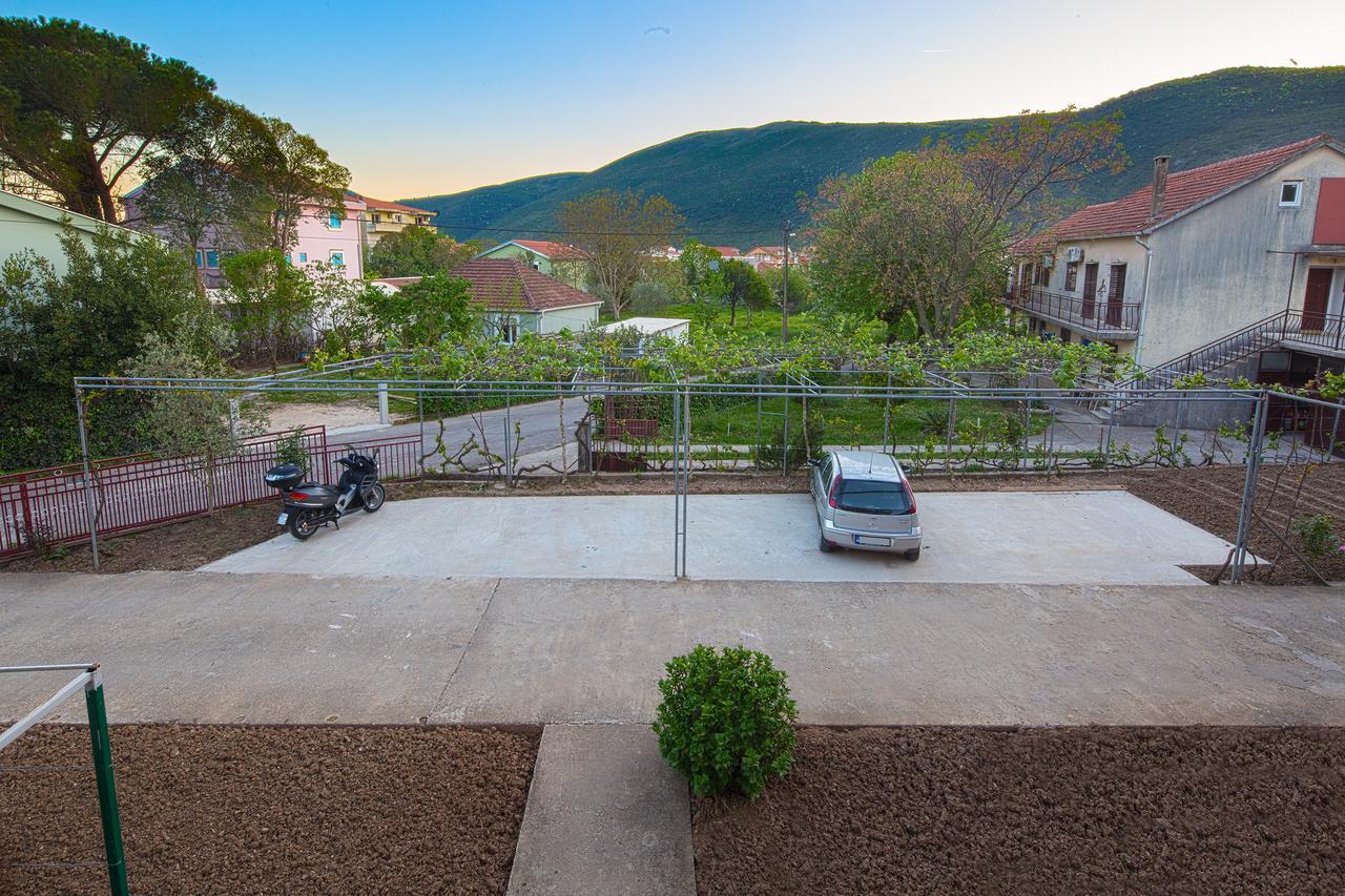 Beluga Apartment Budva Bagian luar foto