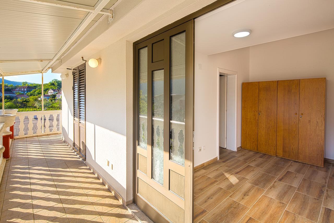 Beluga Apartment Budva Bagian luar foto