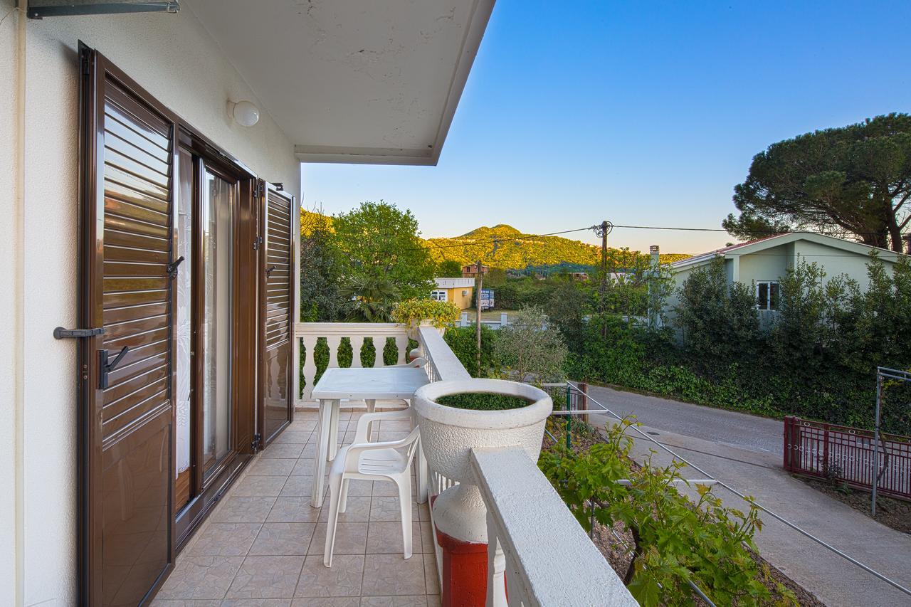 Beluga Apartment Budva Bagian luar foto